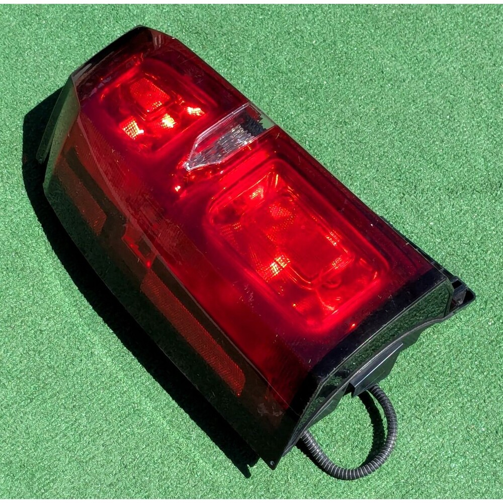 #23476137 Tail Light Brake Lamp 2015-2020 Chevy Tahoe Suburban Left Driver Side